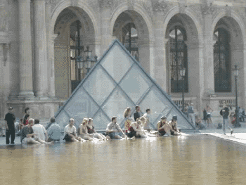 Museo del Louvre en Paris